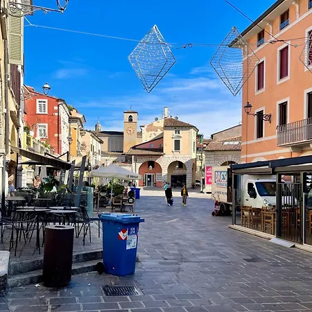 Nido Tra Castello E Lago Desenzano del Garda Exterior photo